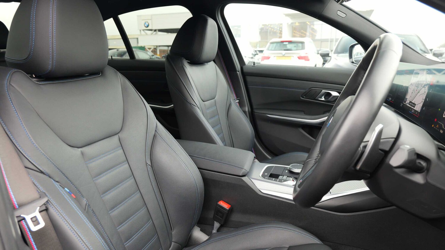 Used BMW 3 Series 2024 for sale - 77443608: Photo 11