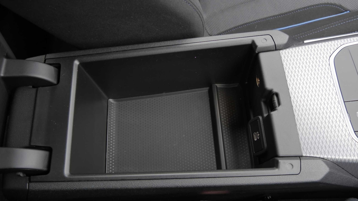 Used BMW i4 2025 for sale - 78187825: Photo 21