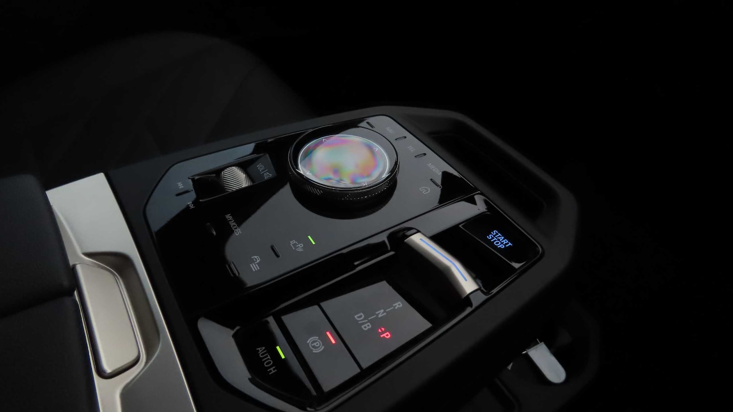 Used BMW iX 2025 for sale - 76447610: Photo 10