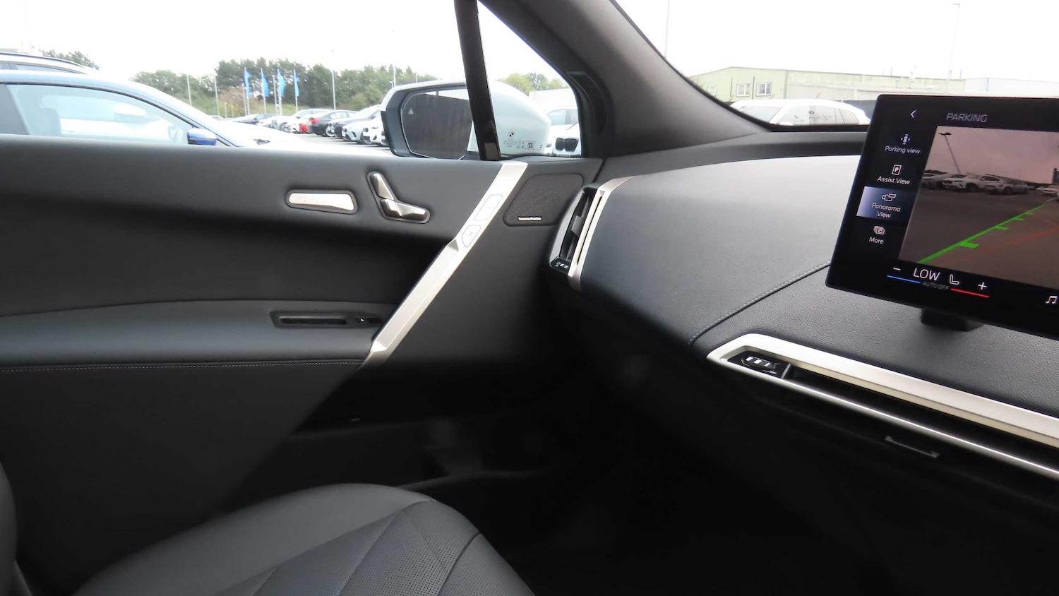 Used BMW iX 2025 for sale - 76447610: Photo 21