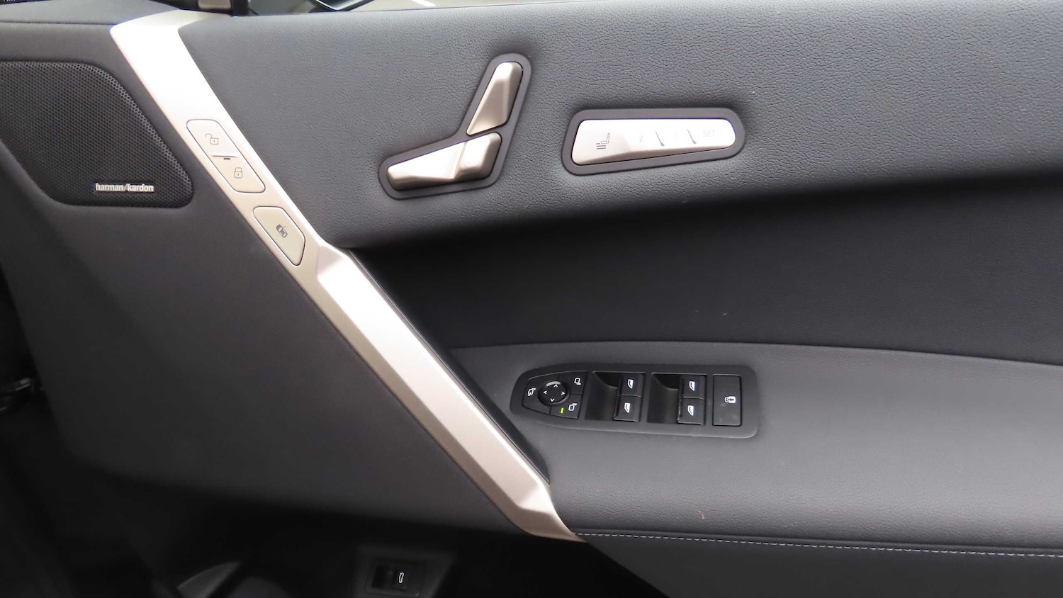 Used BMW iX 2025 for sale - 76447610: Photo 31