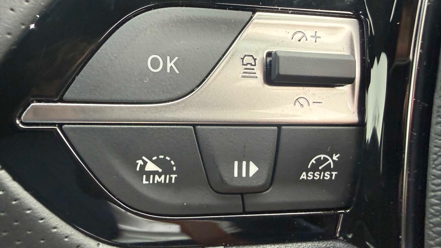 Used Peugeot 408 2024 for sale - 77972662: Photo 16