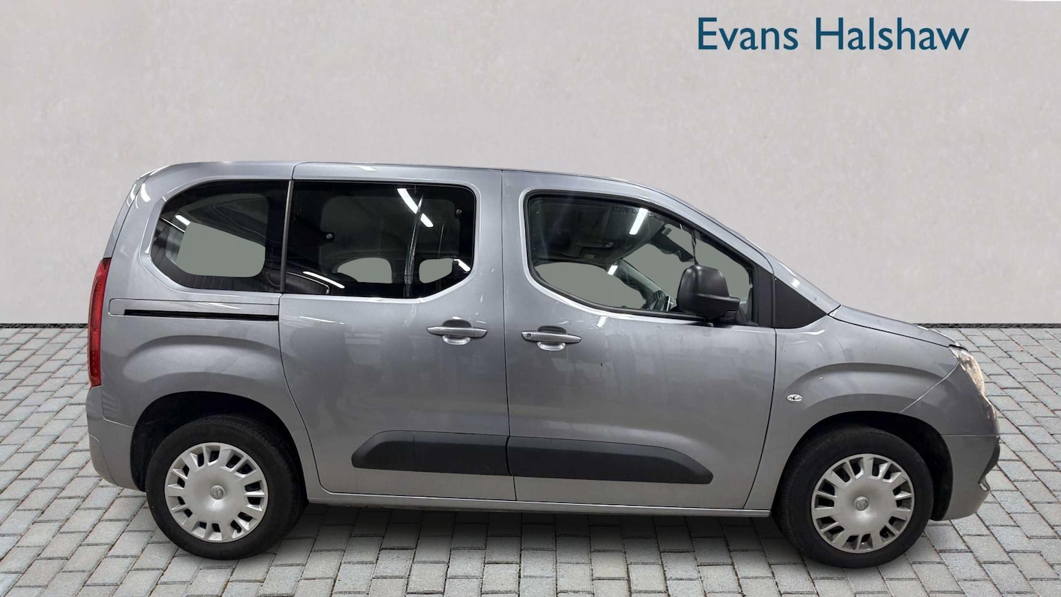 Used Vauxhall Combo Life 2022 for sale - 77858854: Photo 5