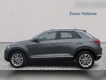 Used Volkswagen T-Roc 2023 for sale - 79556267: Photo