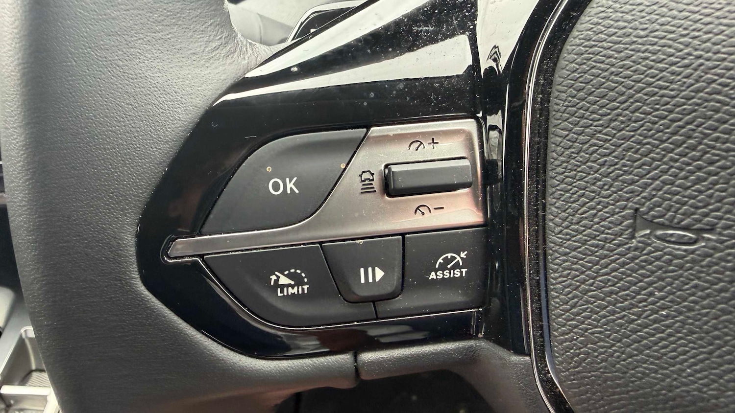 Used Peugeot 308 2022 for sale - 78010163: Photo 12