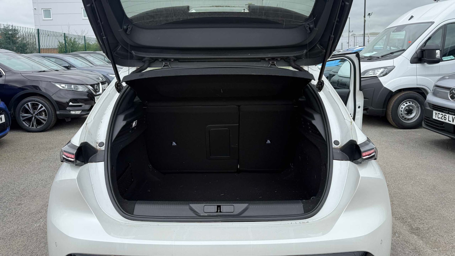 Used Peugeot 308 2022 for sale - 78010163: Photo 18