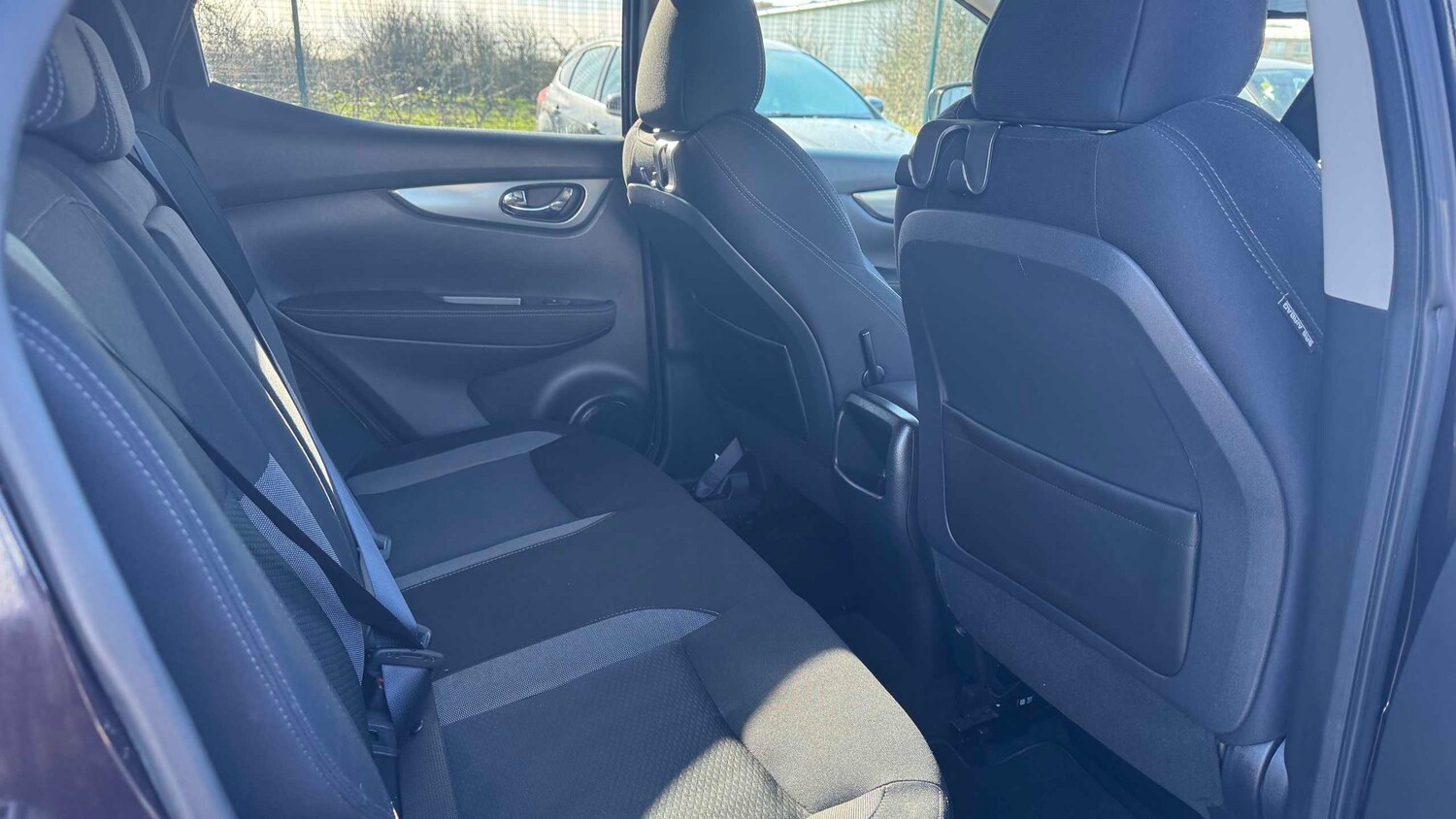 Used Nissan Qashqai for sale - 77860802: Photo 12