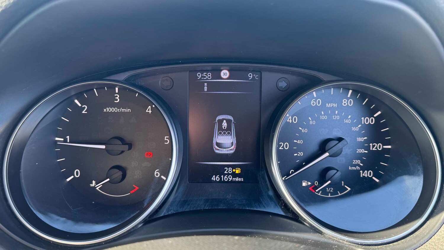 Used Nissan Qashqai for sale - 77860802: Photo 15