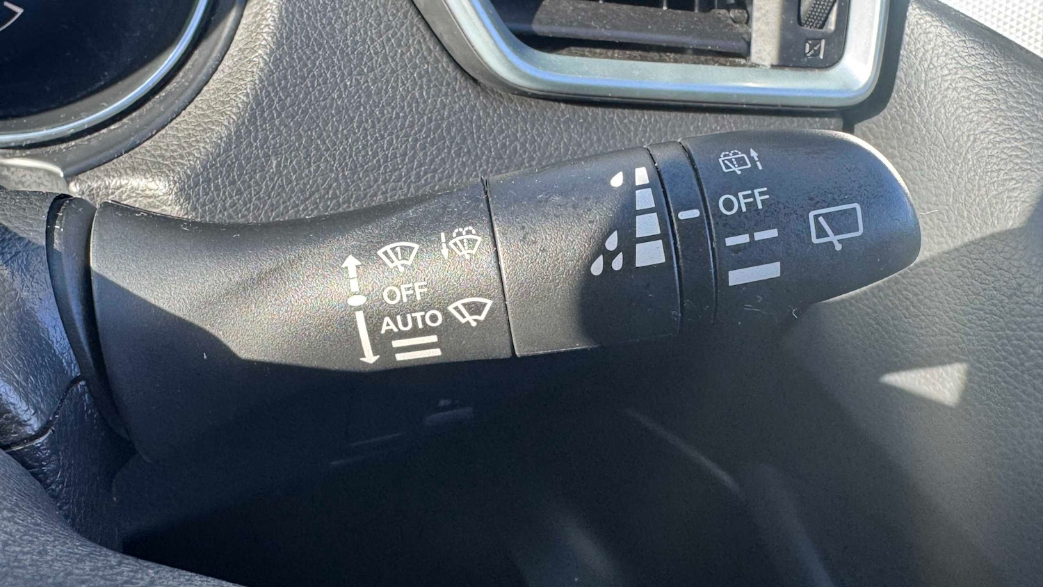 Used Nissan Qashqai for sale - 77860802: Photo 18