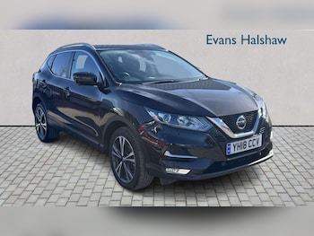 Used Nissan Qashqai 2018 for sale - 77860802: Photo