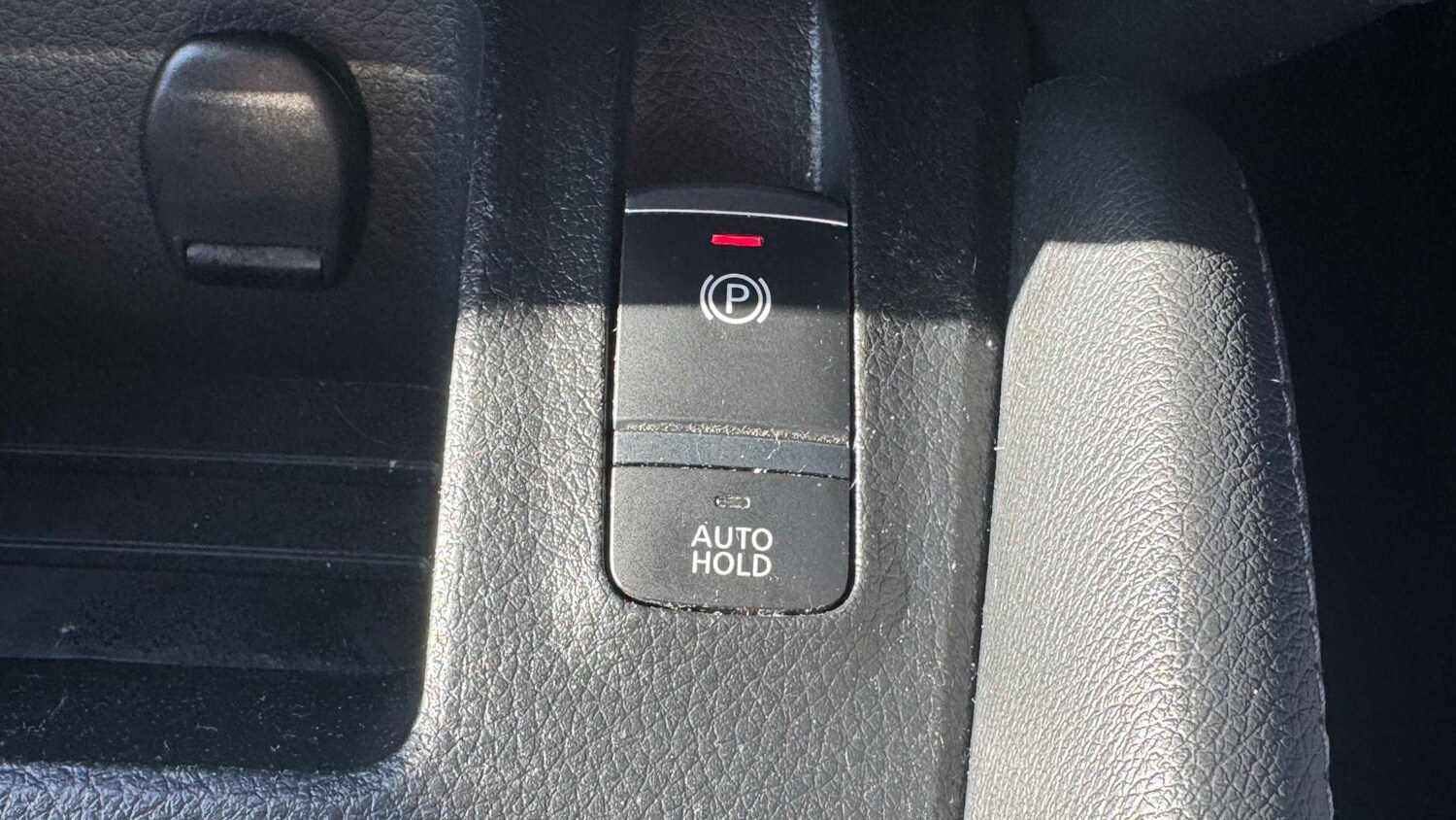 Used Nissan Qashqai for sale - 77860802: Photo 27