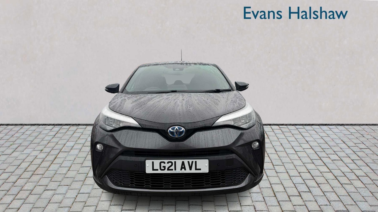 Used Toyota C-HR for sale - 77858988: Photo 2