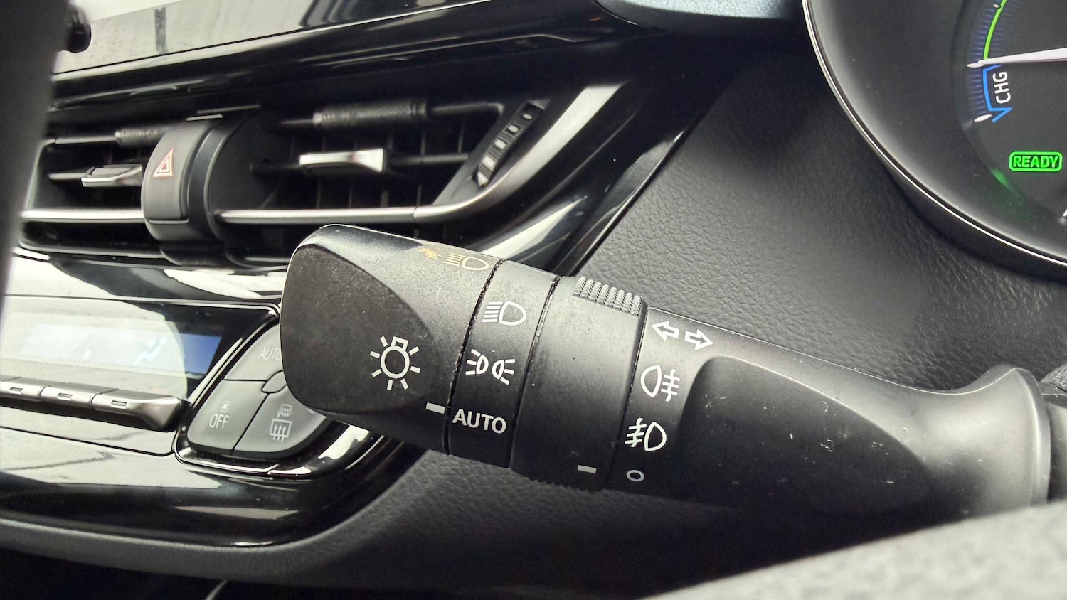 Used Toyota C-HR for sale - 77858988: Photo 20