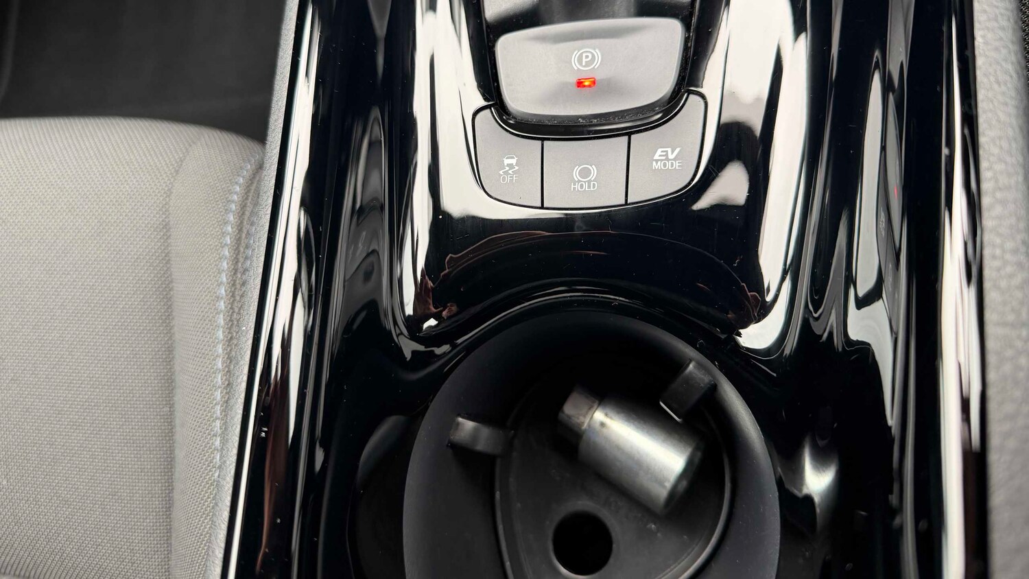 Used Toyota C-HR for sale - 77858988: Photo 27