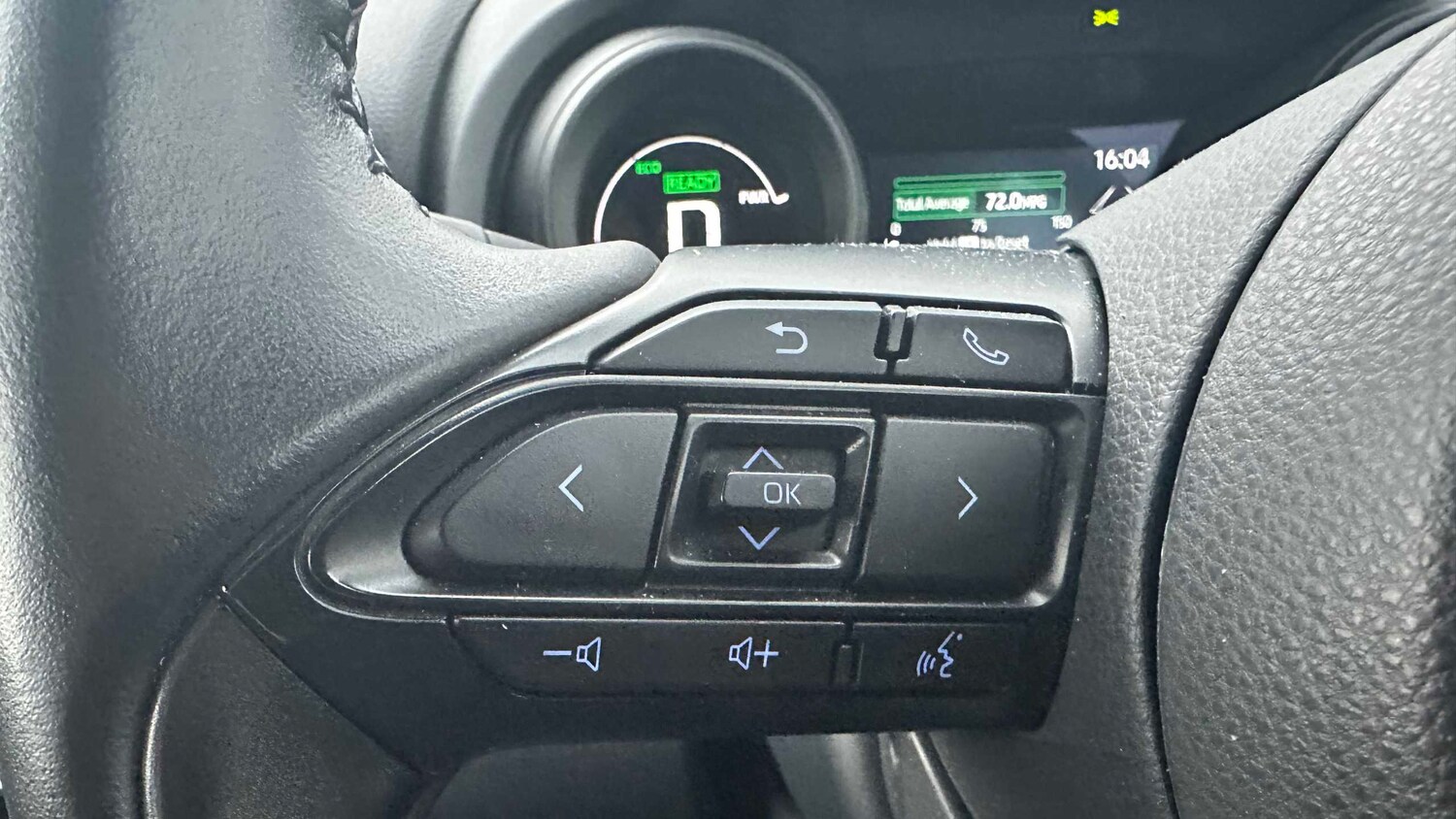 Used Toyota Yaris for sale - 77860007: Photo 19