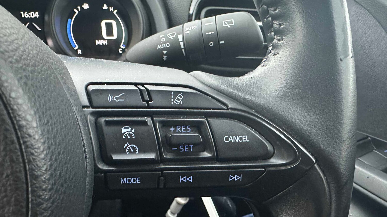 Used Toyota Yaris for sale - 77860007: Photo 20