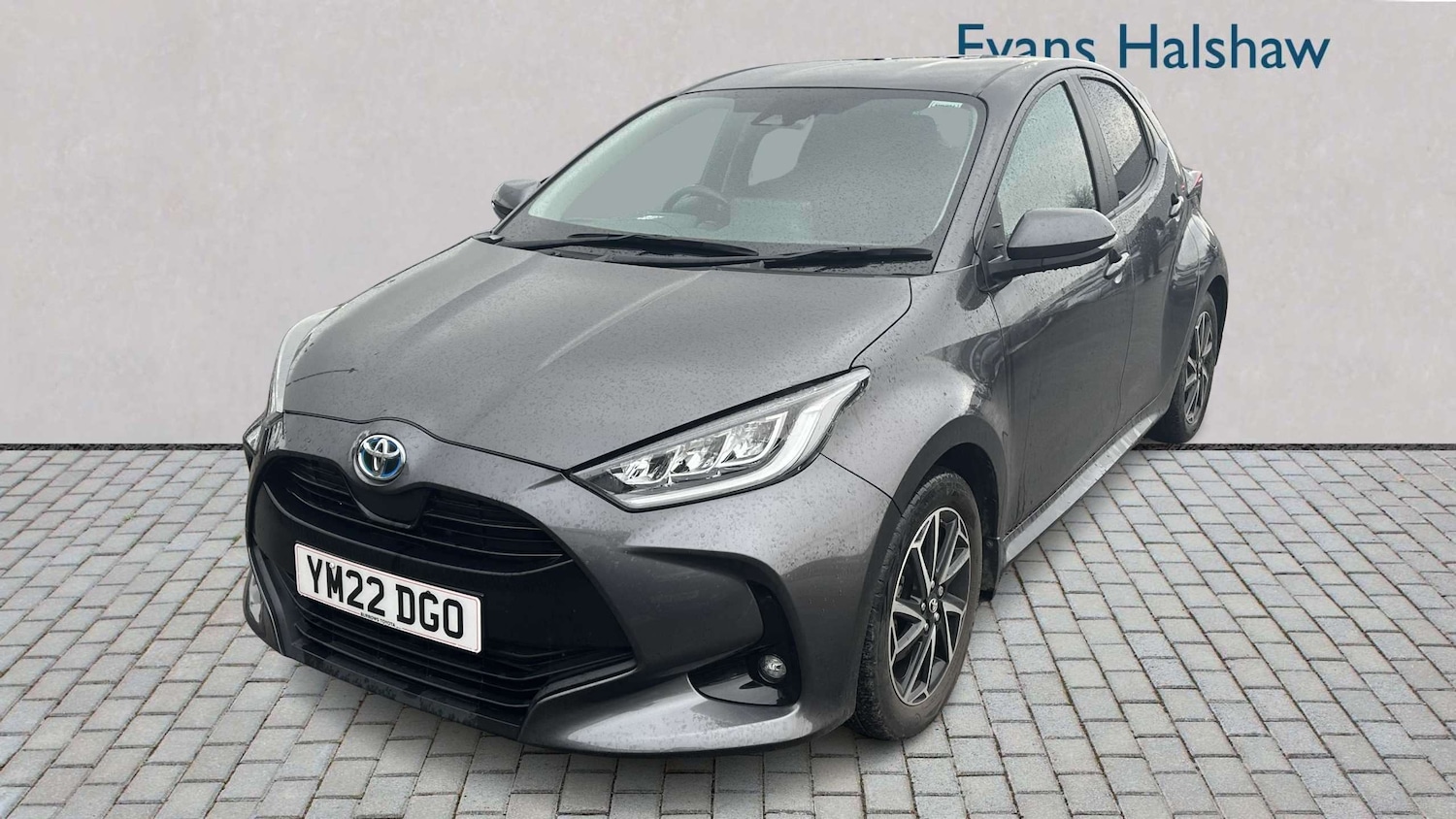 Used Toyota Yaris for sale - 77860007: Photo 3