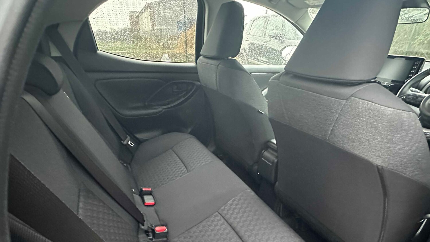 Used Toyota Yaris for sale - 77860007: Photo 8