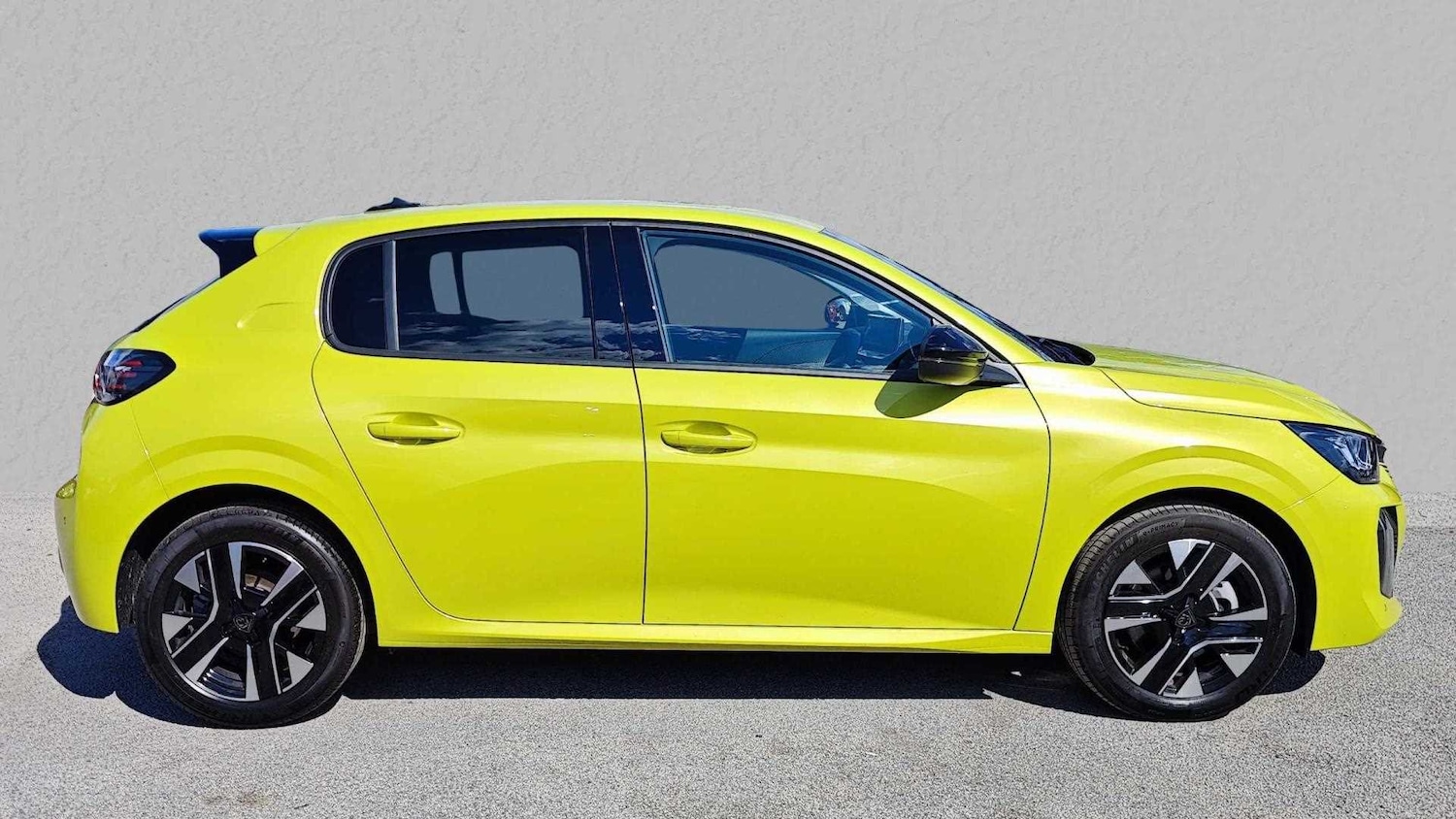 Used Peugeot 208 2025 for sale - 77857760: Photo 2