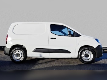 Used Citroen Berlingo 2023 for sale - 77860019: Photo