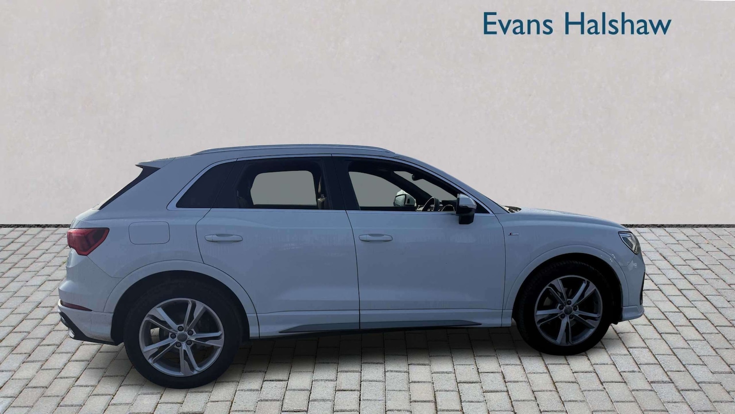 Used Audi Q3 2020 for sale - 77972689: Photo 12