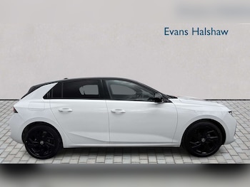 Used Vauxhall Astra 2026 for sale - 79443768: Photo