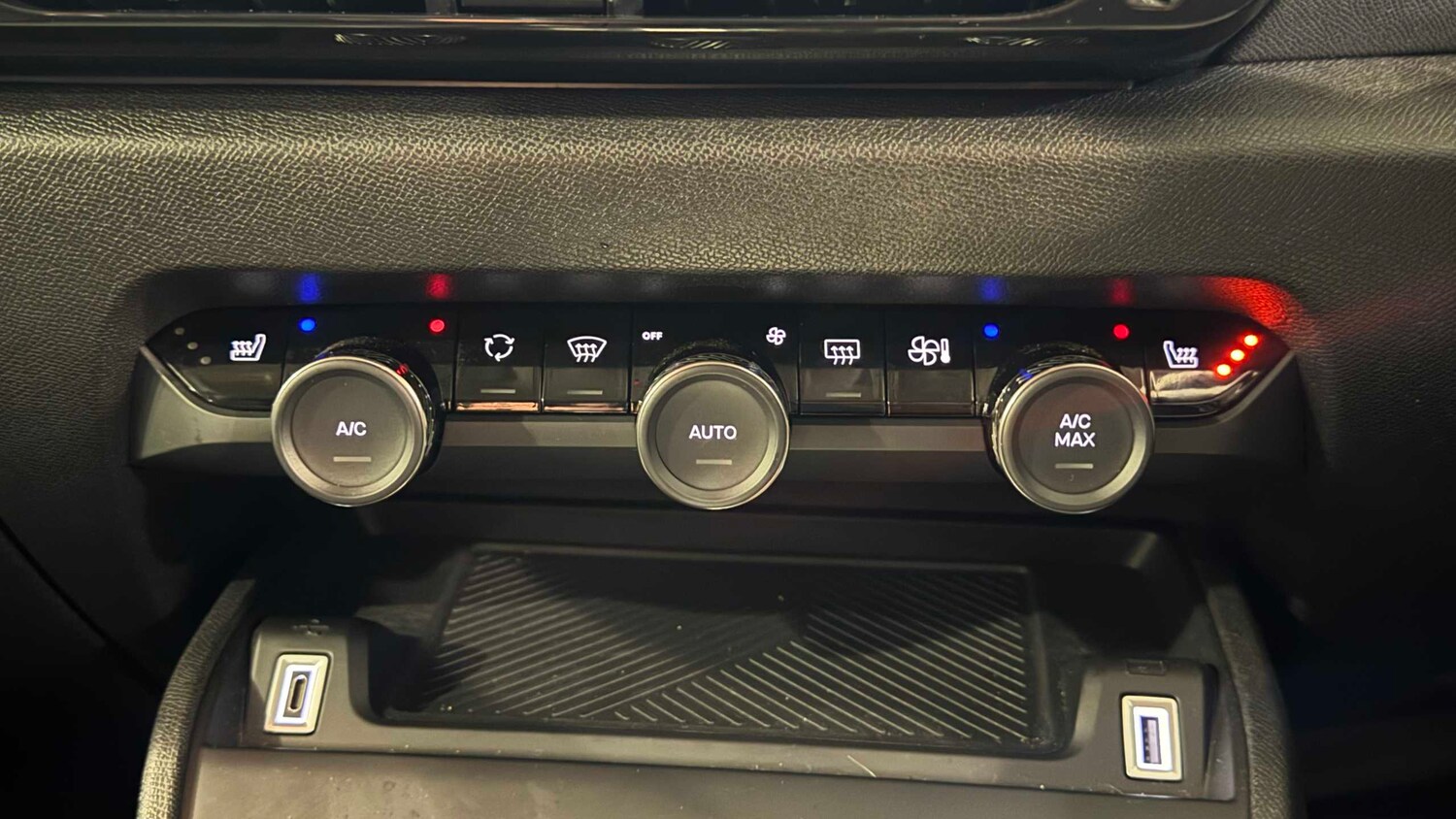 Used Citroen C4 2025 for sale - 78187954: Photo 25