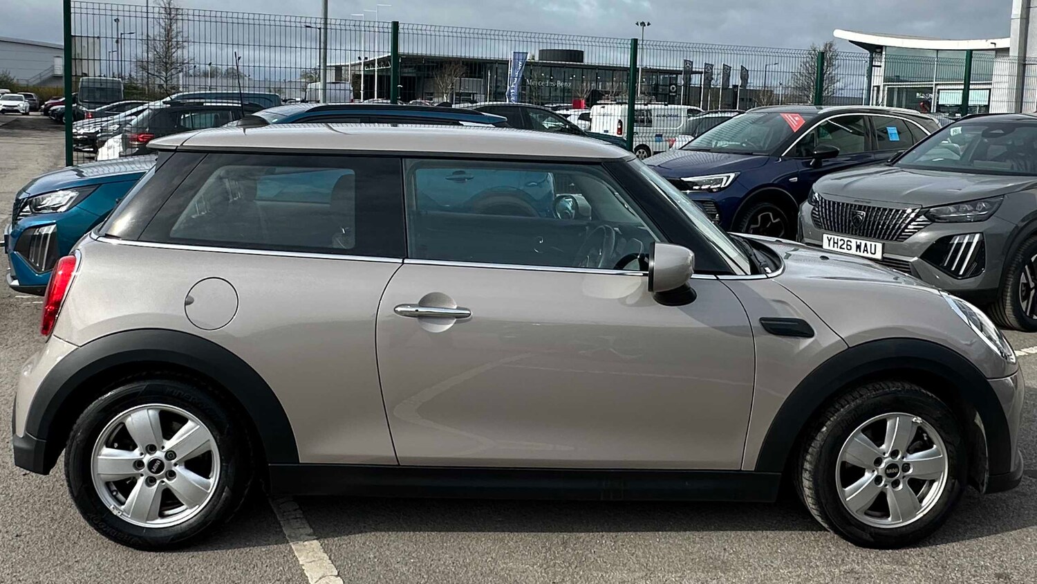 Used MINI Hatch 2023 for sale - 77858607: Photo 8