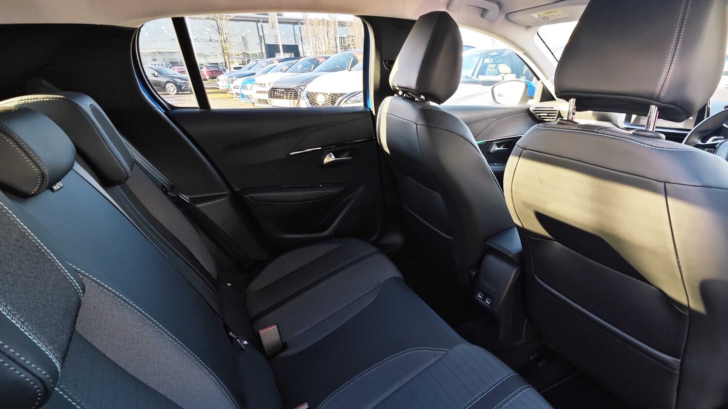 Used Peugeot 208 2021 for sale - 77857857: Photo 15