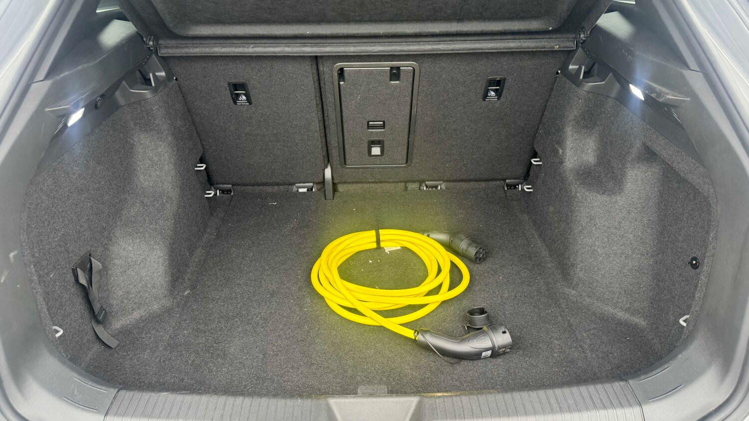 Used Volkswagen ID.4 for sale - 77856596: Photo 16