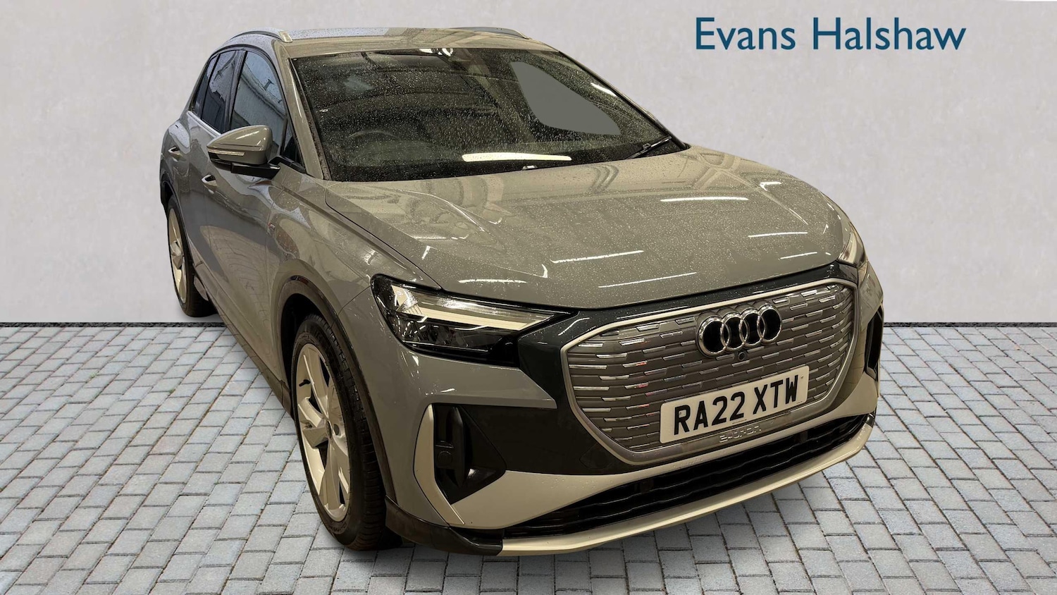 Used Audi Q4 e-tron for sale - 77860876: Photo 2