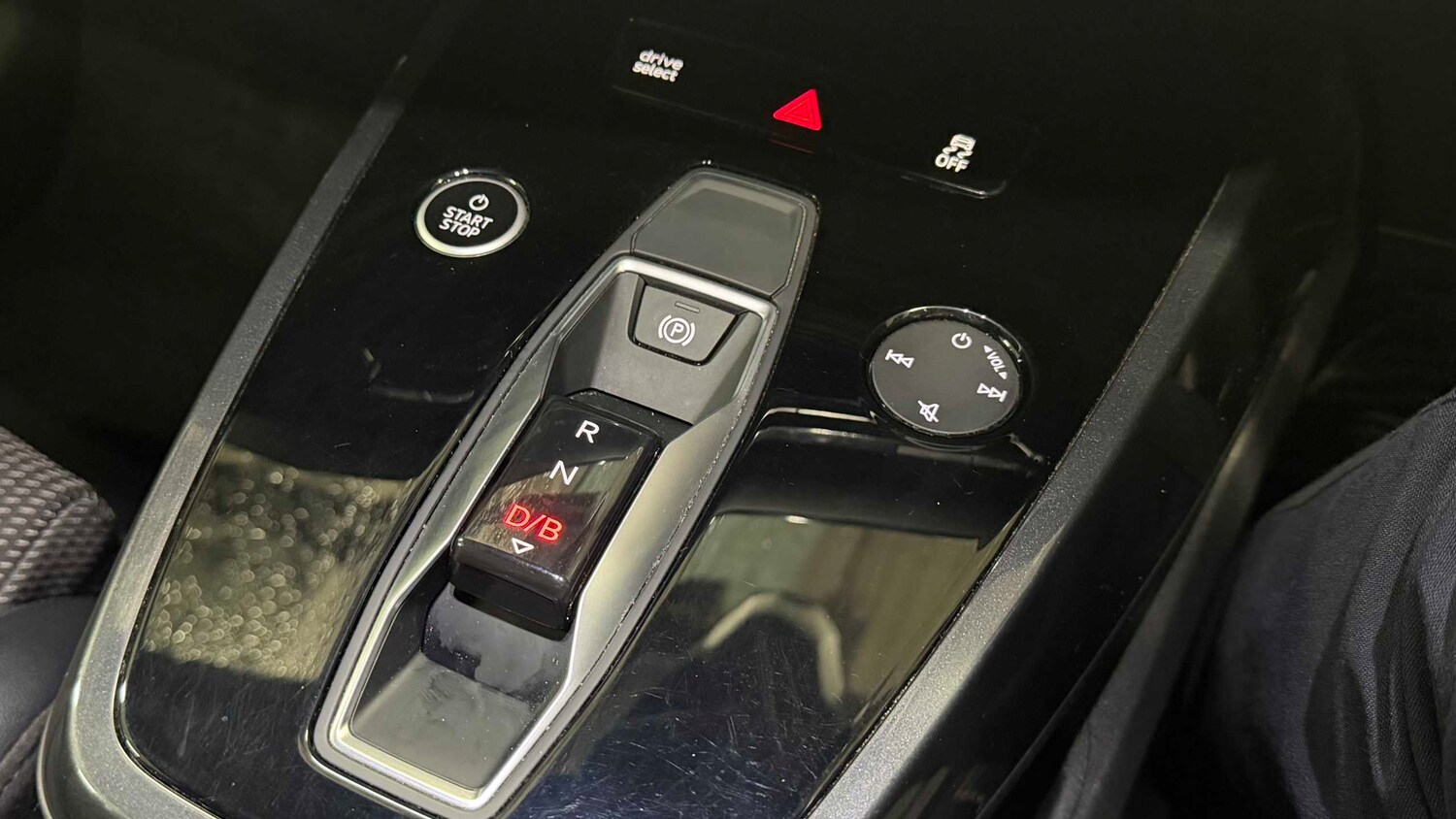 Used Audi Q4 e-tron for sale - 77860876: Photo 21