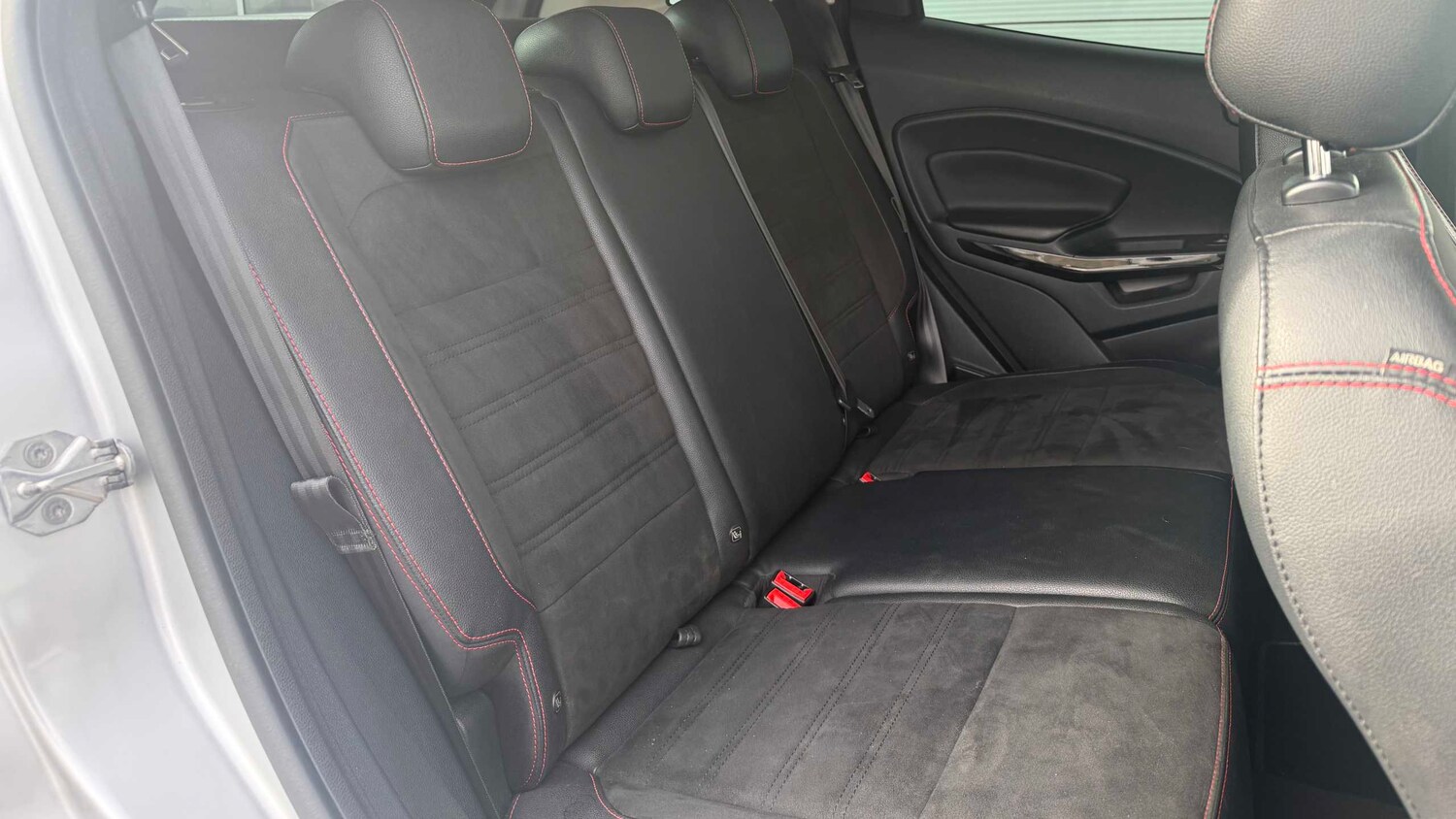 Used Ford Ecosport 2018 for sale - 77996088: Photo 10