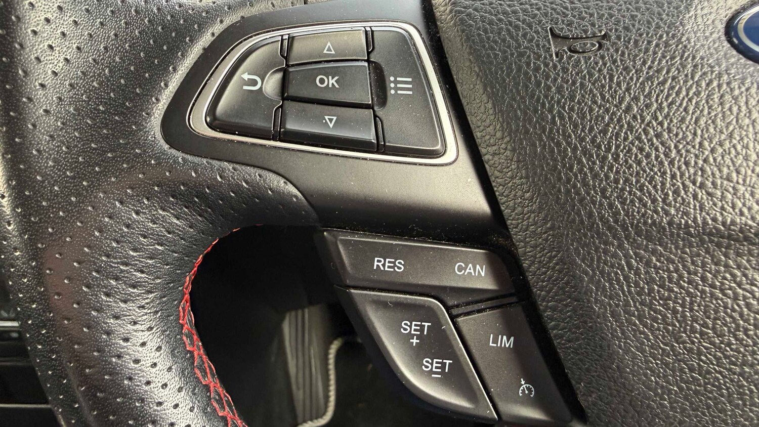 Used Ford Ecosport 2018 for sale - 77996088: Photo 12