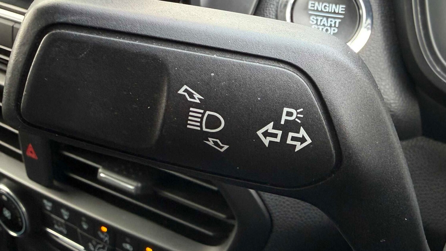 Used Ford Ecosport 2018 for sale - 77996088: Photo 15