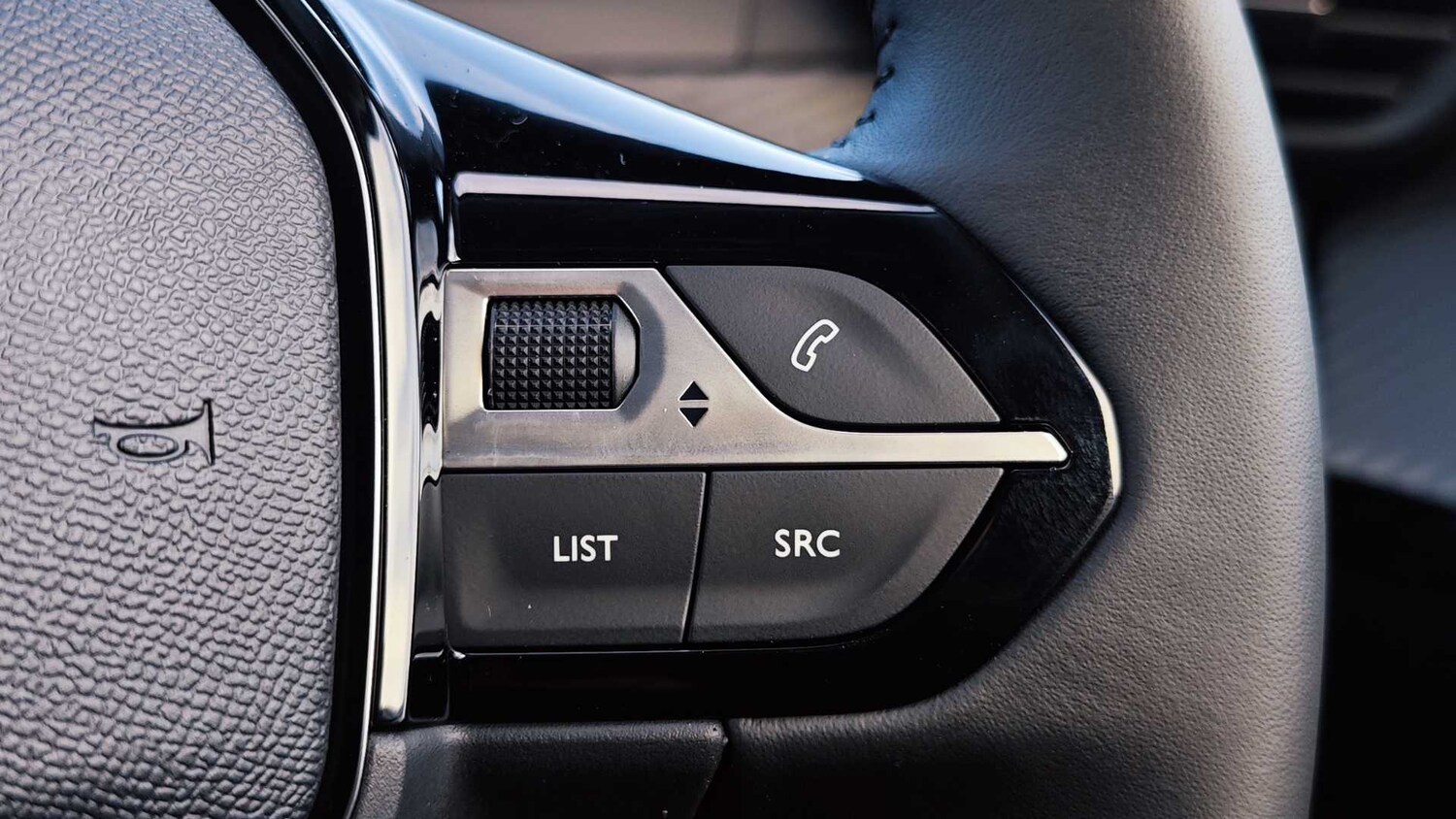 Used Peugeot 208 for sale - 77861775: Photo 27