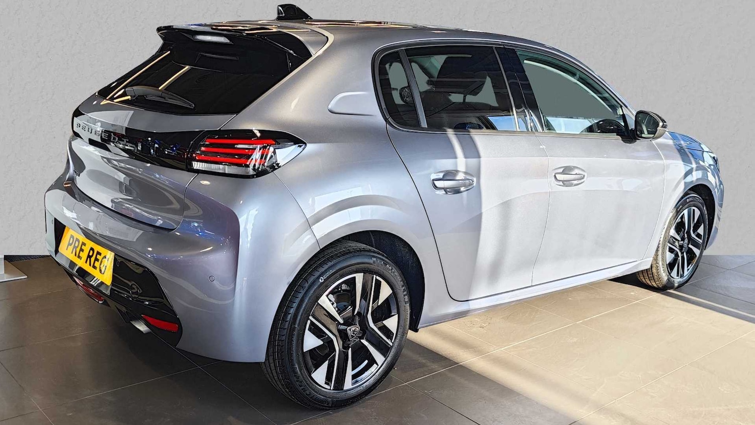 Used Peugeot 208 for sale - 77861775: Photo 3