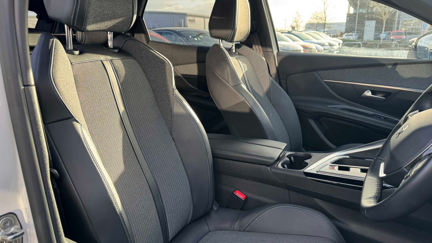 Used Peugeot 3008 for sale - 77860179: Photo 8