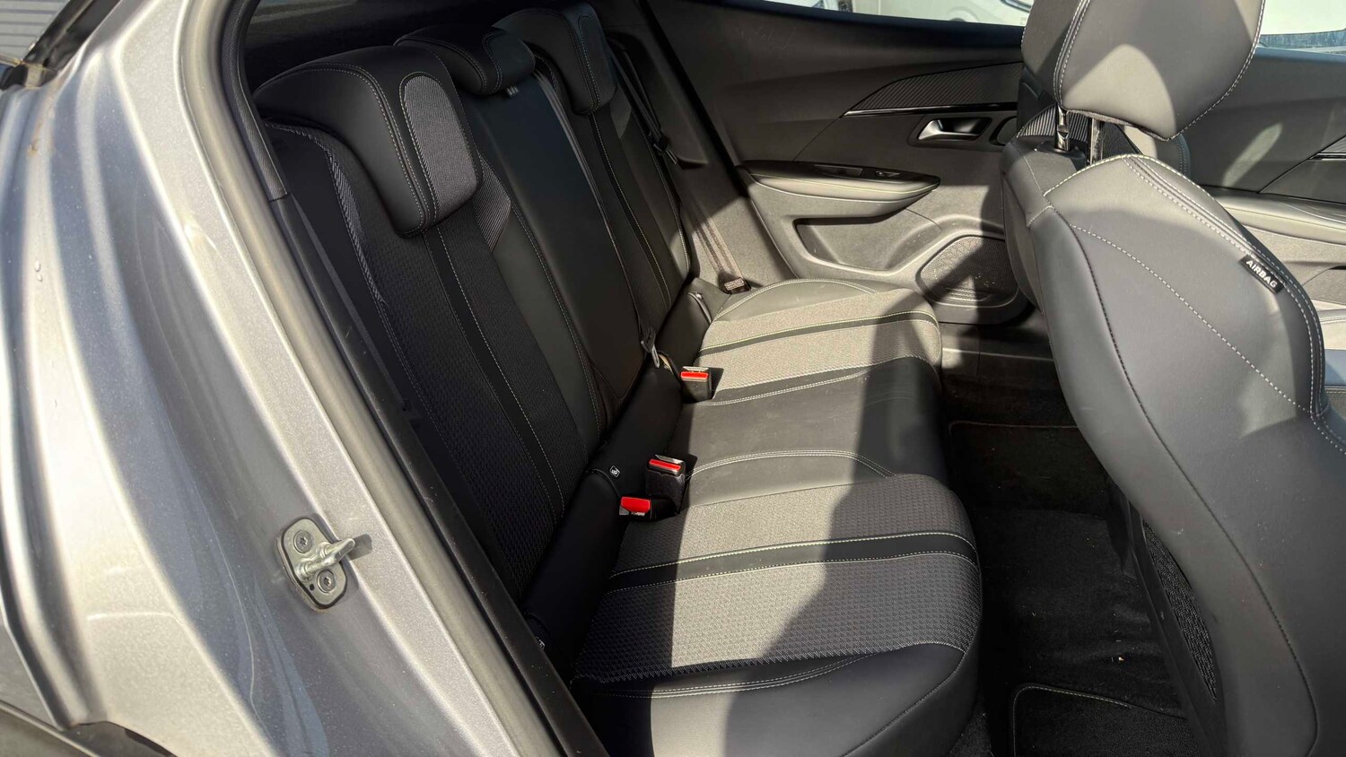 Used Peugeot 2008 for sale - 77861079: Photo 15