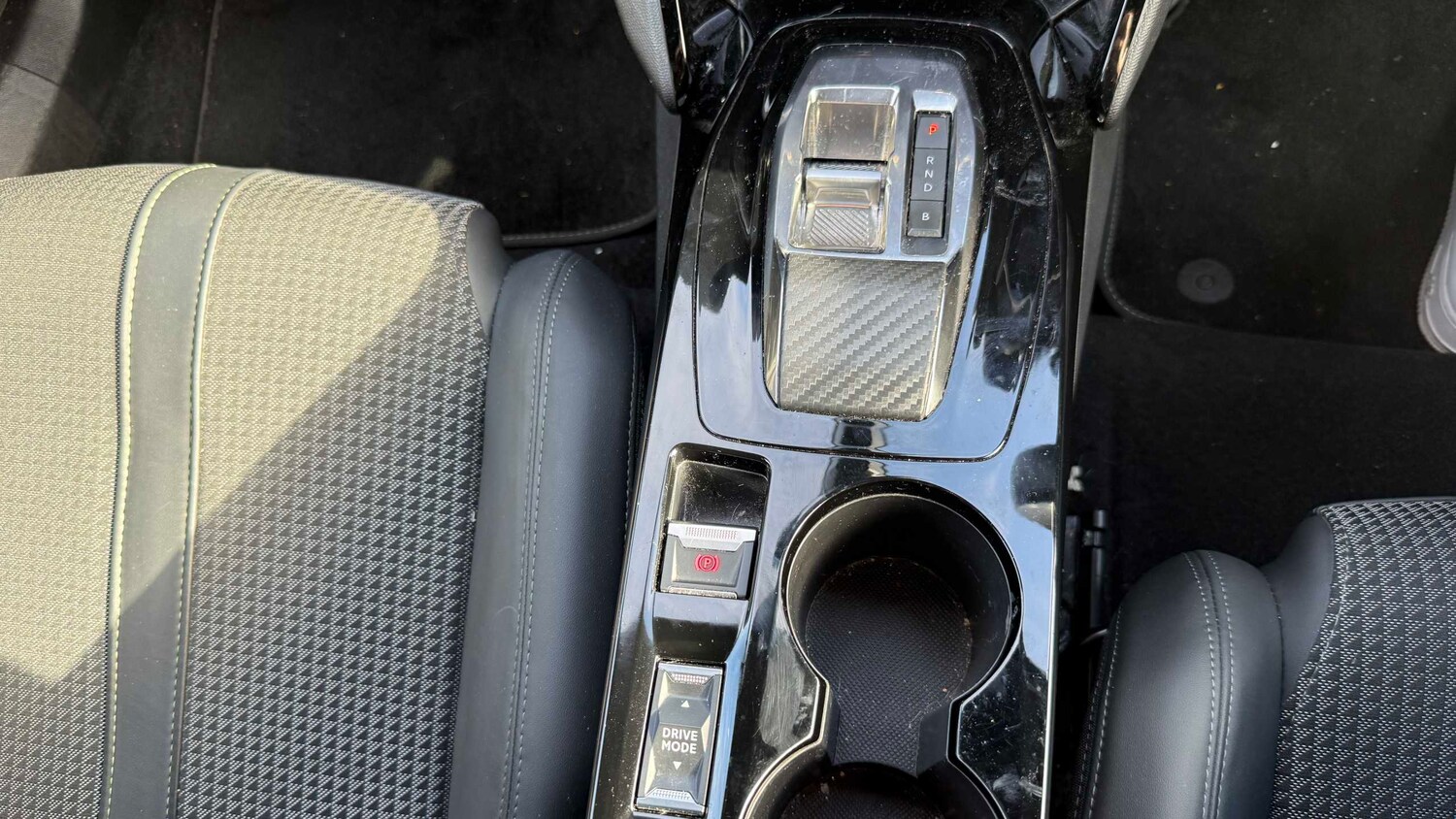 Used Peugeot 2008 for sale - 77861079: Photo 21