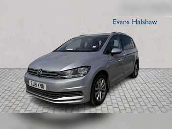 Used Volkswagen Touran 2018 for sale - 79415163: Photo