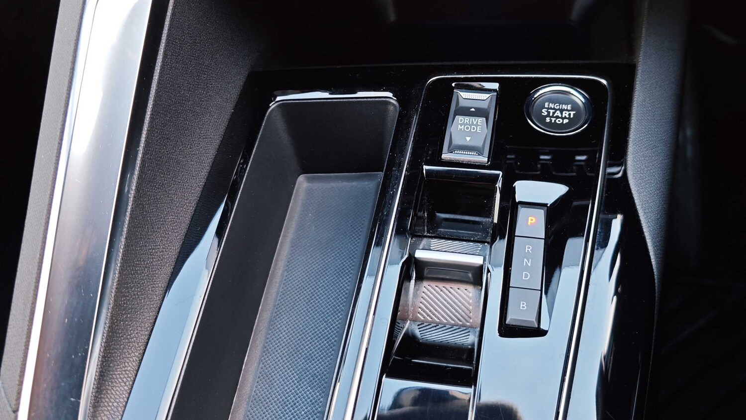 Used Peugeot 3008 2024 for sale - 77856909: Photo 32