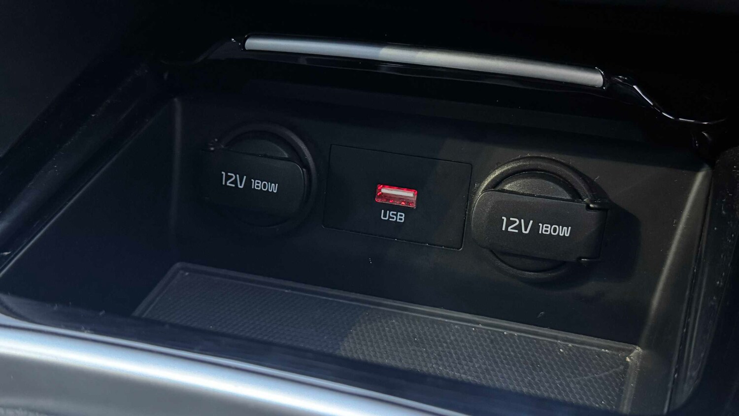 Used Kia XCeed for sale - 77860786: Photo 32