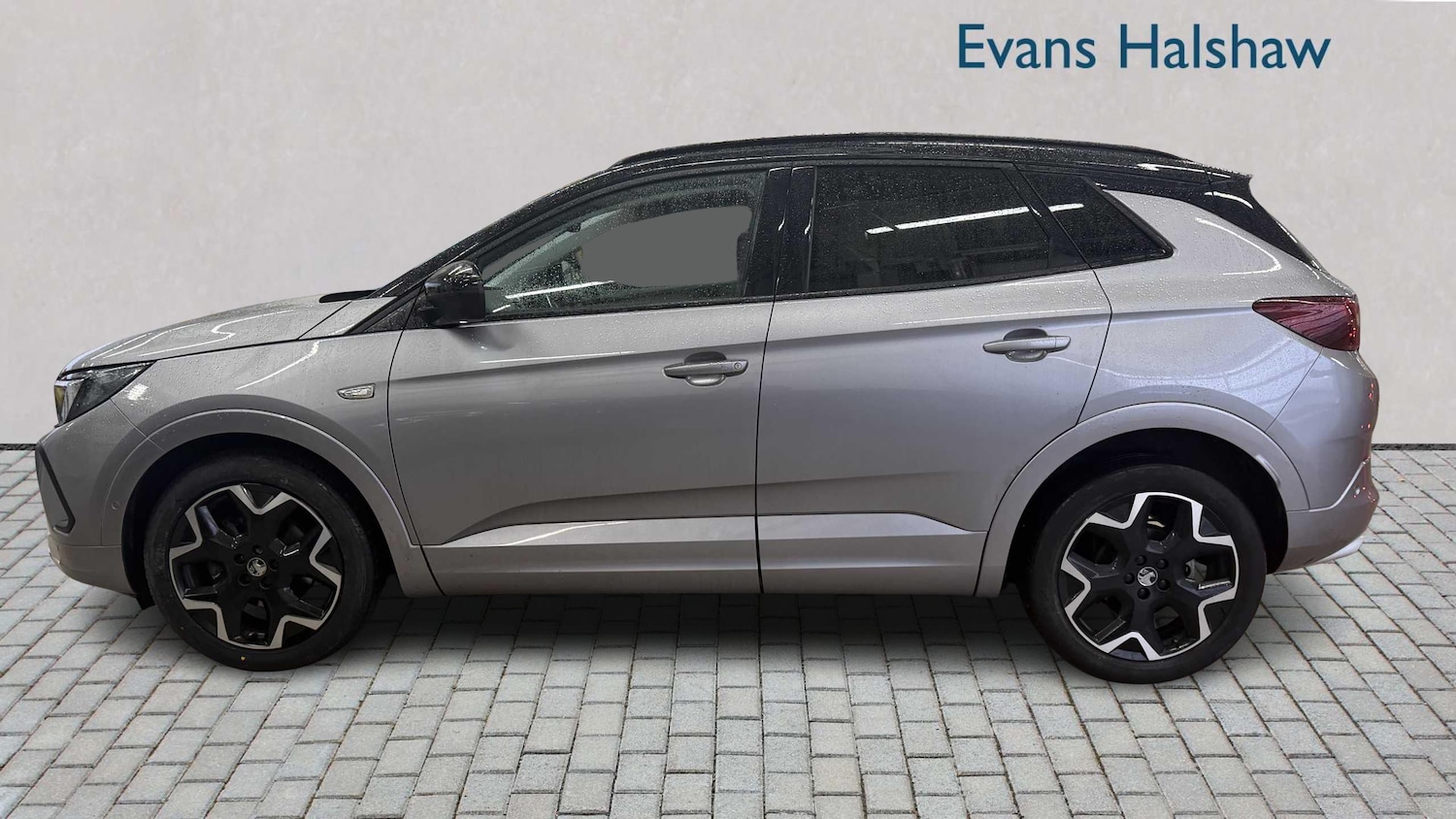 Used Vauxhall Grandland for sale - 77861497: Photo 3