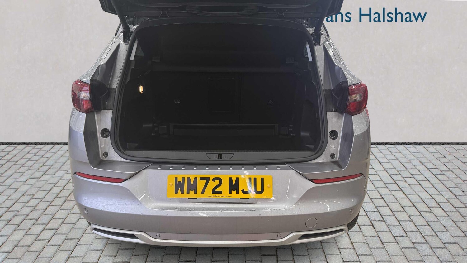 Used Vauxhall Grandland for sale - 77861497: Photo 9