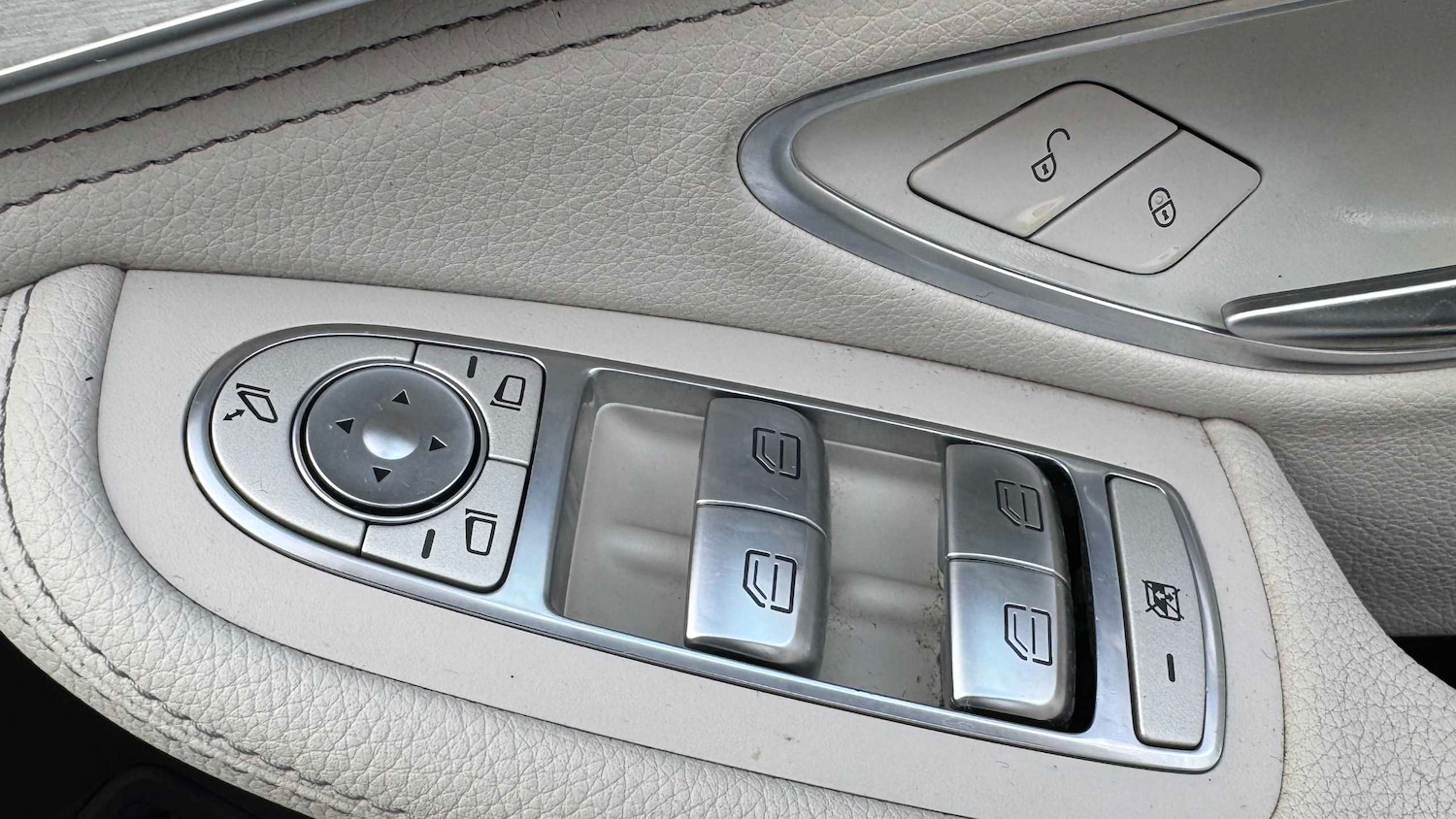 Used Mercedes-Benz C Class 2015 for sale - 77859497: Photo 13