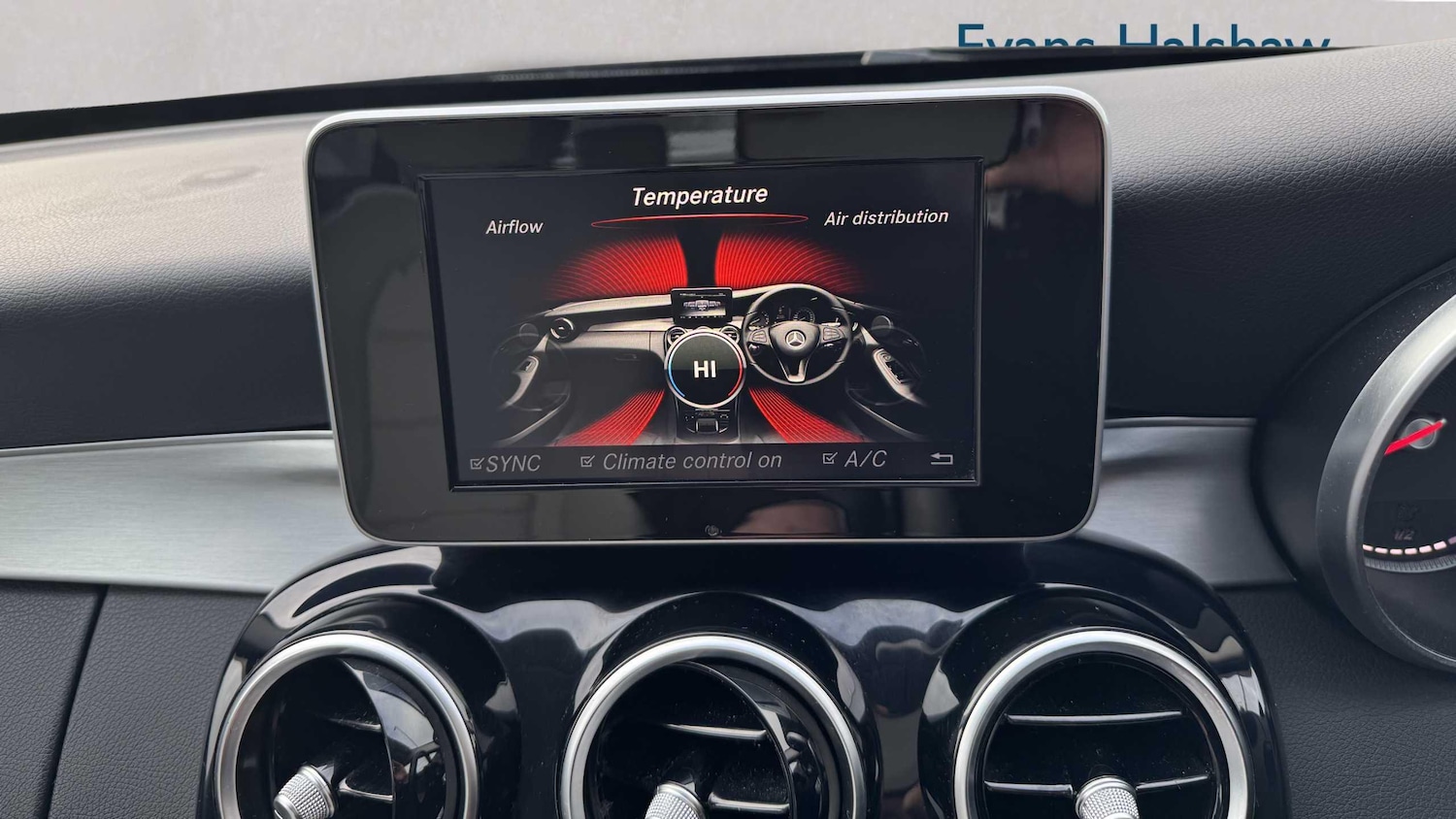 Used Mercedes-Benz C Class 2015 for sale - 77859497: Photo 29