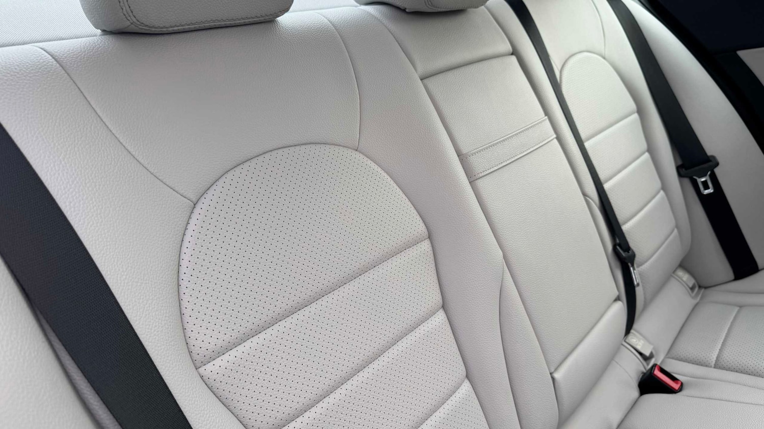 Used Mercedes-Benz C Class 2015 for sale - 77859497: Photo 35