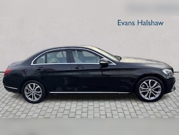 Used Mercedes-Benz C Class 2015 for sale - 77859497: Photo