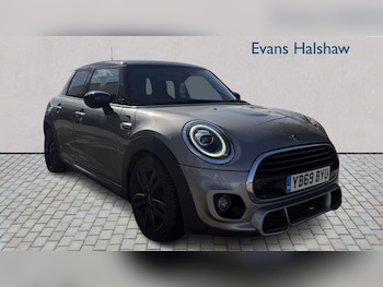 Used MINI Hatch 2019 for sale - 79486863: Photo